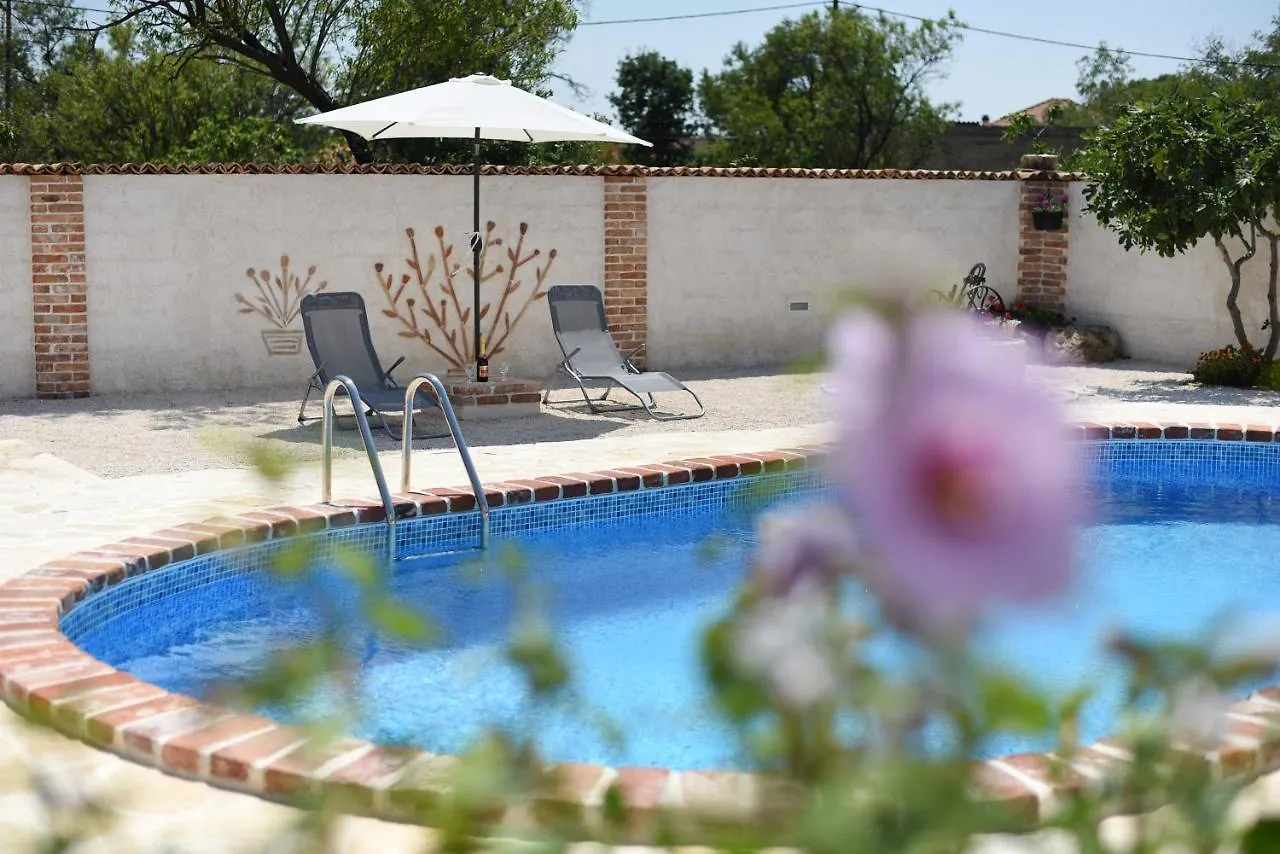 House & Apartment Palaca Donji Zemunik Сasa de vacaciones